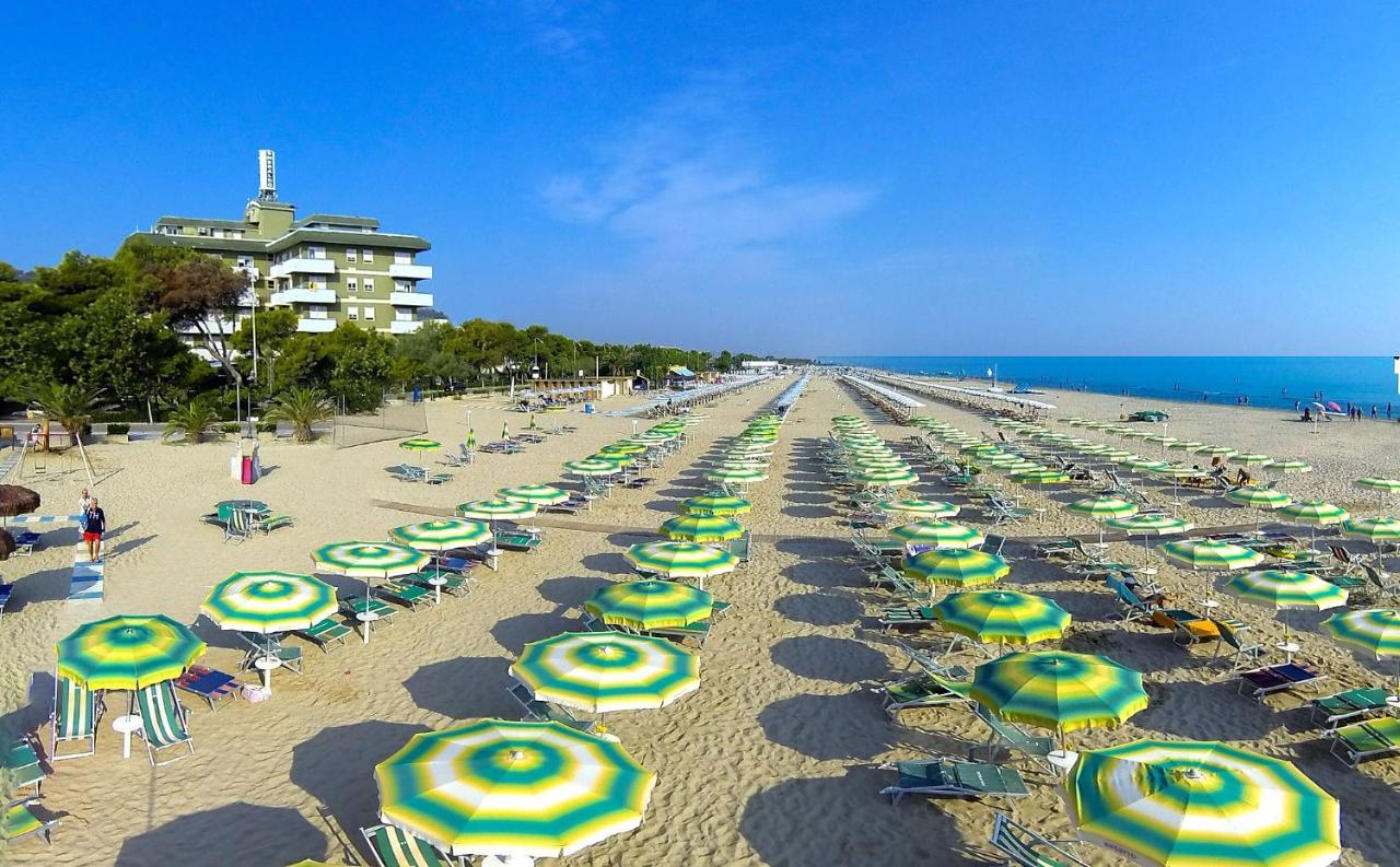Hotel Smeraldo Джуліанова Екстер'єр фото