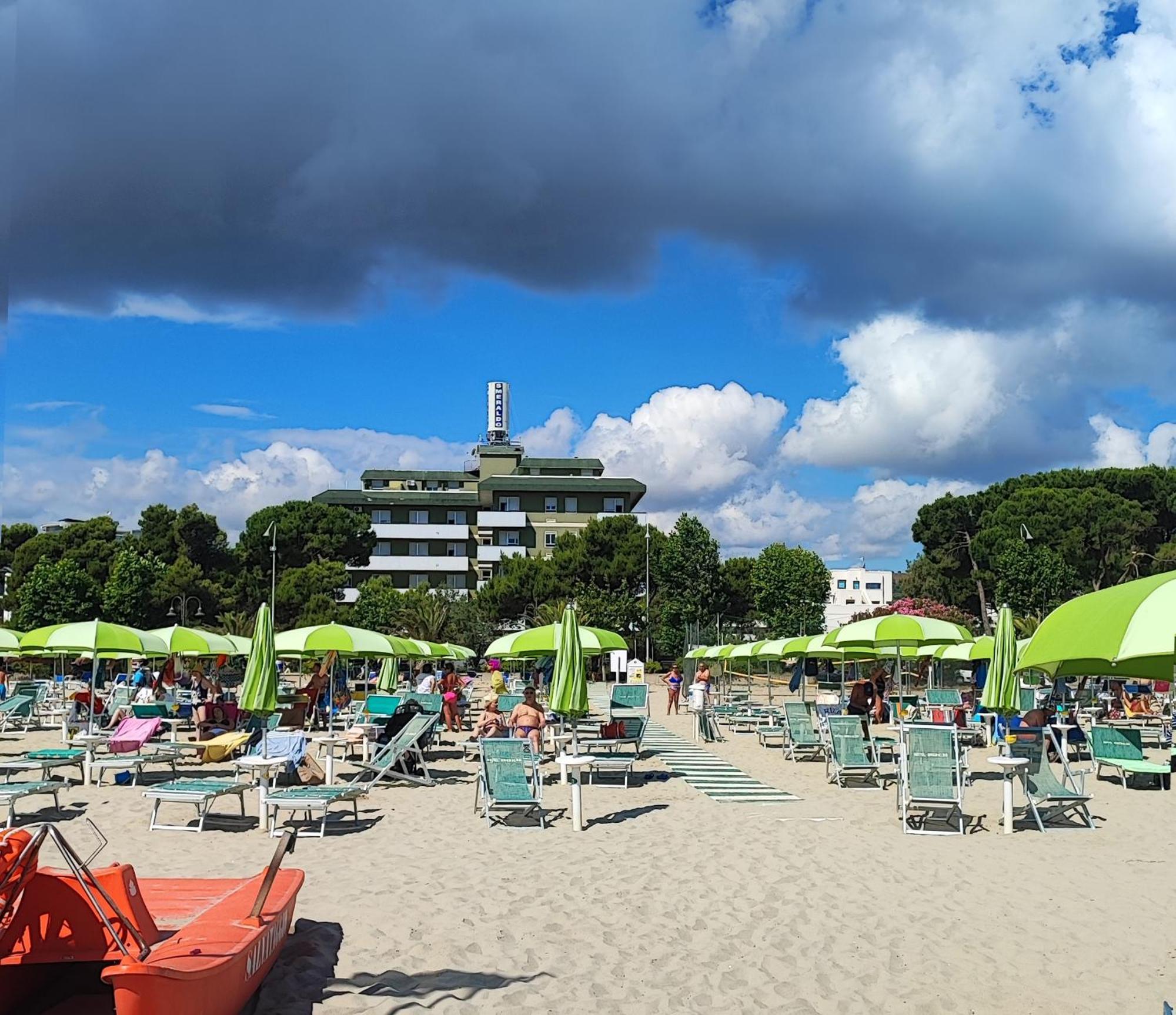 Hotel Smeraldo Джуліанова Екстер'єр фото