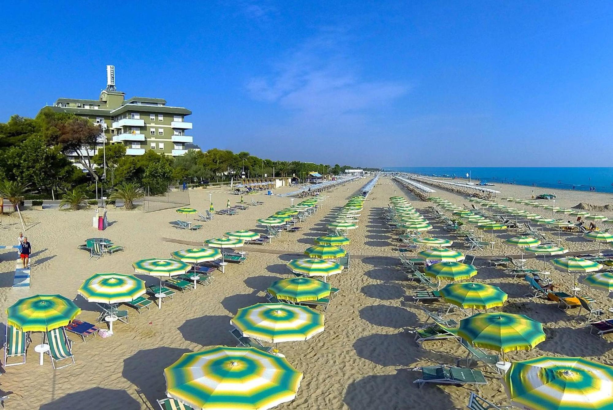 Hotel Smeraldo Джуліанова Екстер'єр фото
