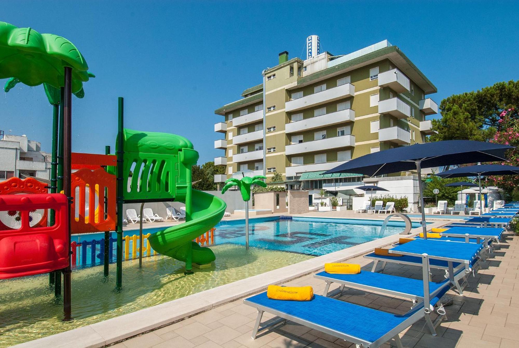 Hotel Smeraldo Джуліанова Екстер'єр фото